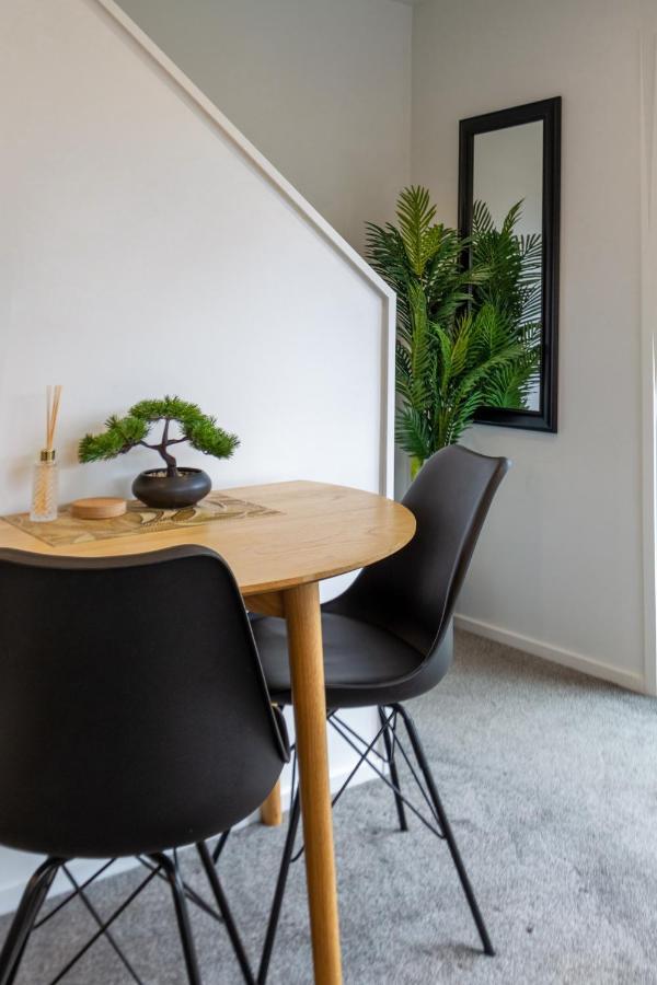 1 Bedroom Central City Escape Christchurch Dış mekan fotoğraf